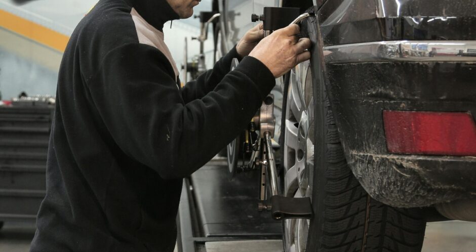 volkswagen-golf-tyre-replacement